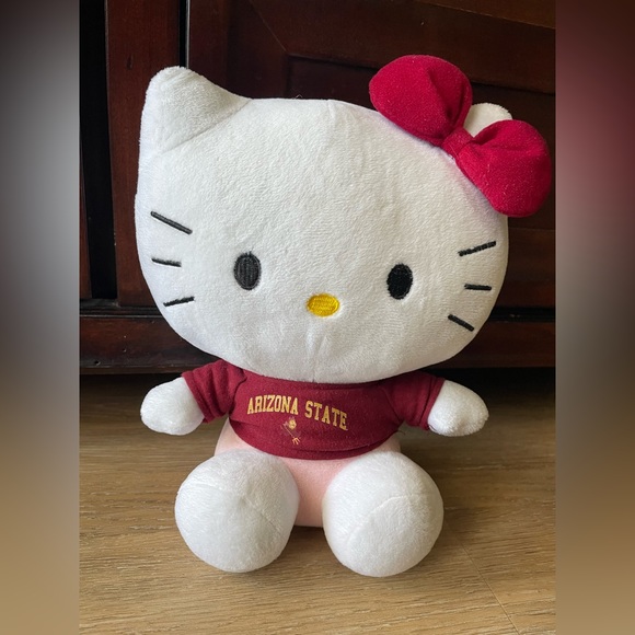Hello Kitty Plush Toy - 9-Inch with Removable Arizona State T-Shirt - Picture 1 of 4